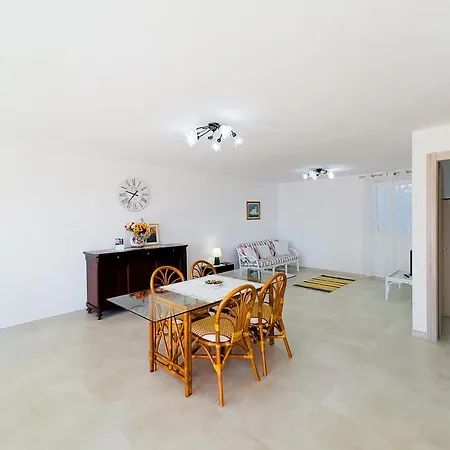 Casetta Letizia - Goelba Apartment Portoferraio