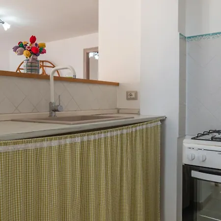 Casetta Letizia - Goelba 公寓 *